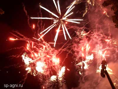 Высотный фейерверк