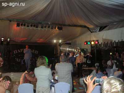 Показ кубка Стэнли Олегом Твердовским